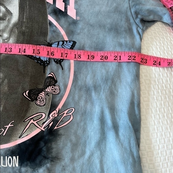Tie Dye Aaliyah Butterfly Graphic T-Shirt - Picture 10 of 12
